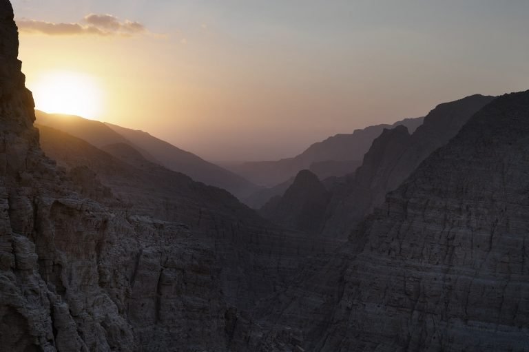 The Best UAE Trails: How to Hike from Wadi Naqab to Wadi Koob pools and Al Sanat Village