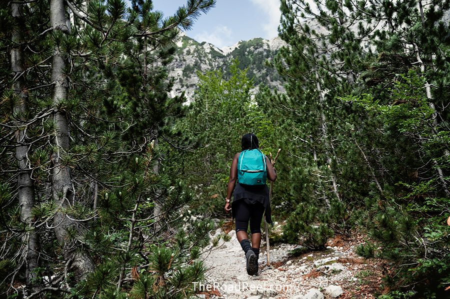 valbona theth hiking trail in albania