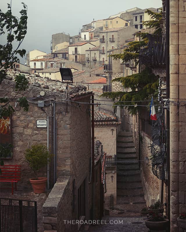 A Guide to Visiting Gangi Mountain Town in Sicily. Best things to do in Gangi. Streets of Gangi