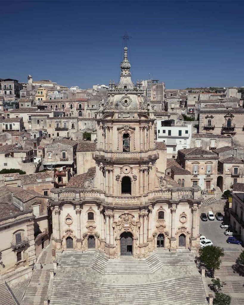 sicily mountain town- modica baroque town