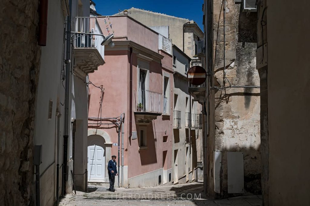 Visit Ragusa: streets of Ragusa Ibla