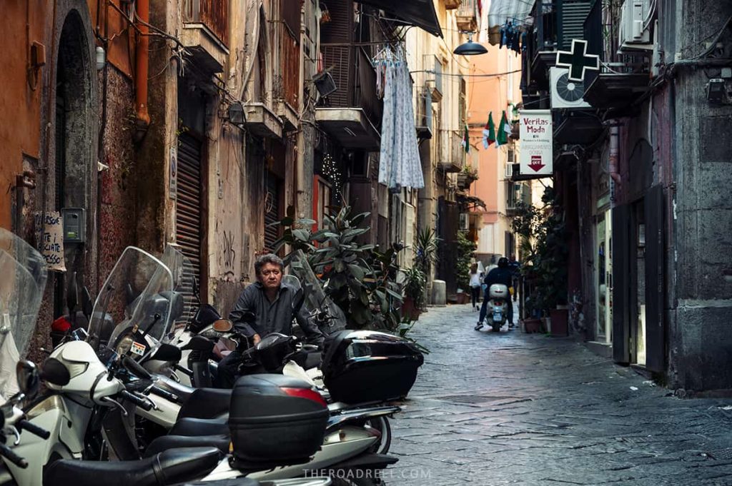 Day in Naples itinerary: streets of the historical center of Naples