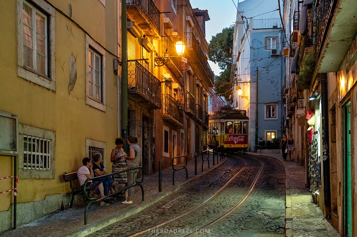 Adult Guide in Lisbon