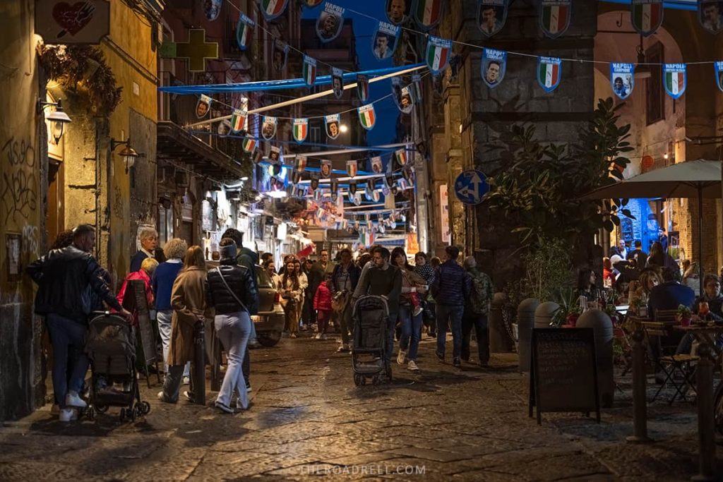 where to stay in naples- centro storico at night